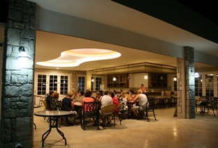 Restaurant & Bar
